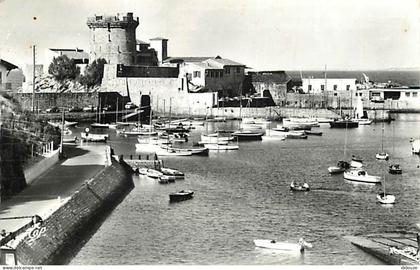 Carte Postale - 64 - Saint Jean de Luz - Le Socoa - Le Port et le Fort - Flamme Postale de Saint Jean de Luz - CPM - Voi