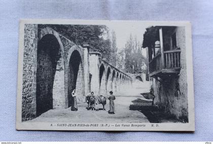 AA811, Saint Jean Pied de Port, les vieux remparts, Pyrénées Atlantiques 64