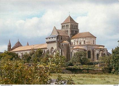 Carte Postale - 79 - Saint Jouin de Marnes - Eglise abbatiale - Vue générale côté sud - CPM - Voir Scans Recto-Verso - P
