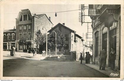 69 - SAINT LAURENT DE CHAMOUSSET