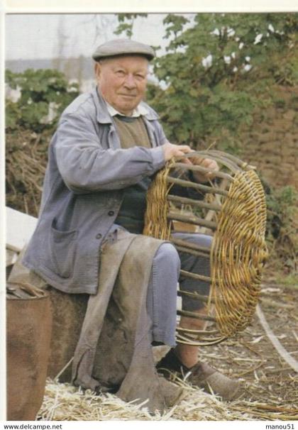 SAINT LYPHARD : R. CHELET  vannier