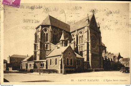 CPA St Nazaire L Eglise Saint Nazaire