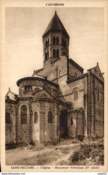 CPA Auvergne Saint Nectaire L Eglise