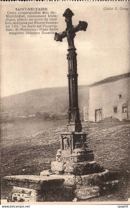 Saint Nectaire CPA Croix remarquable