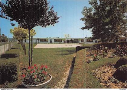 81 SAINT PAUL CAP DE JOUX LE GROUPE SCOLAIRE