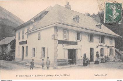 SAINT-PIERRE-d'ENTREMONT (Isère) - Vue de l'Hôtel Mollard