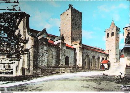 ► 34 (Hérault) Cpsm  SAINT PONS de THOMIERES - la cathedrale