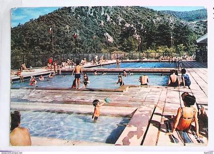 ► 34 (Hérault)  SAINT PONS de THOMIERES   La PISCINE