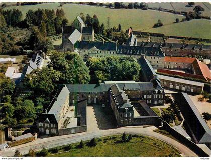 50 - Saint Sauveur le Vicomte - Vue générale aérienne de l'Abbaye Ste-Marie-Madeleine Postel - Carte dentelée - CPM - Vo