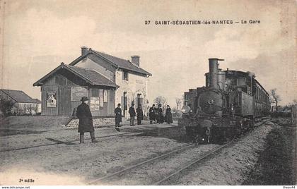 ¤¤    -   SAINT-SEBASTIEN-sur-LOIRE   -  La Gare  -  Le Train  -  Chemin de Fer    -  ¤¤