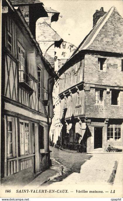 CPA Saint Valery en Caux Vieilles maisons