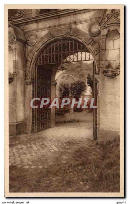 CPA Abbaye De Saint Wandrille La Porte Exterieure
