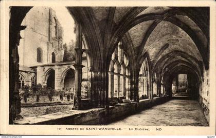CPA Abbaye de Saint Wandrille Le cloitre