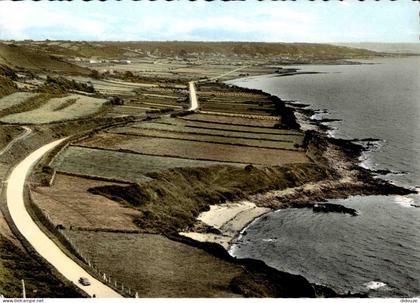 Carte Postale - 50 - Saint-pierre-église - La route touristique cherbourg saint pierre église barfleur - Carte Dentelée