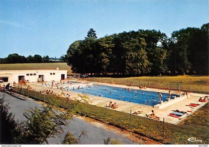 SAUZE-VAUSSAIS - La piscine
