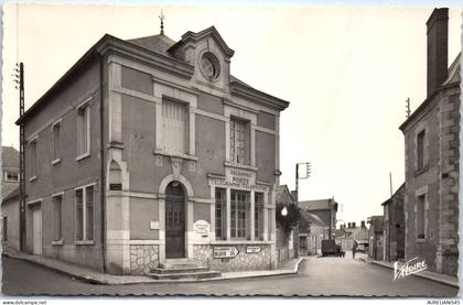 41 SELOMMES -- la poste -