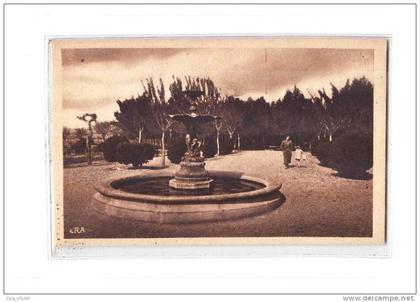 11 SIGEAN Jardin Public, Fontaine, ed ERA 1681, 193?
