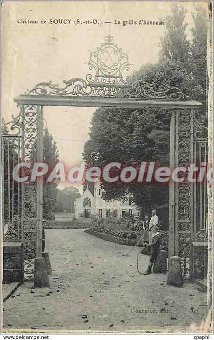 CPA Chateau de Soucy (S et O) la grille d'honneur