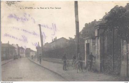 CPA Stains Le Parc et la Rue Carnot