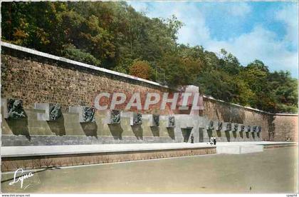 CPM Suresnes Seine Le Mont Valerien Le Memorial