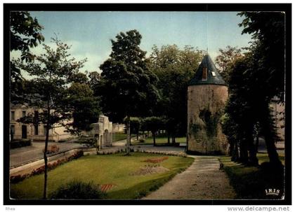 17 Surgères jardin public D17D K17434K C17434C RH105612