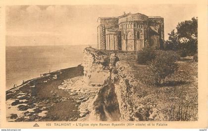 CPA Talmont l'Eglise Style Roman Byzantin (XII e siecle) et la Falaise