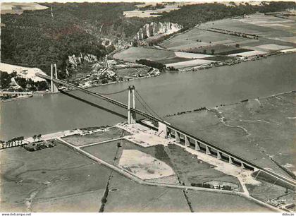 76 - Tancarville - Le Pont de Tancarville - Vue aérienne - Mention Photographie Véritable - Carte dentelée - CPSM grand