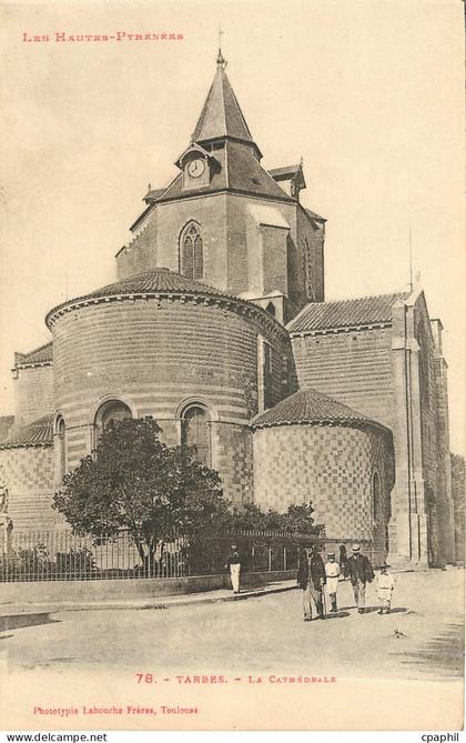 CPA Tarbes La Cathedrale