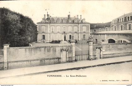 CPA Tonnerre La Sous Prefecture