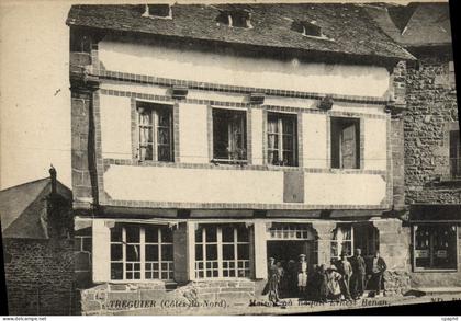 CPA Treguier Maison Ernest Benan