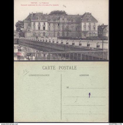 10 - Troyes - La prefecture