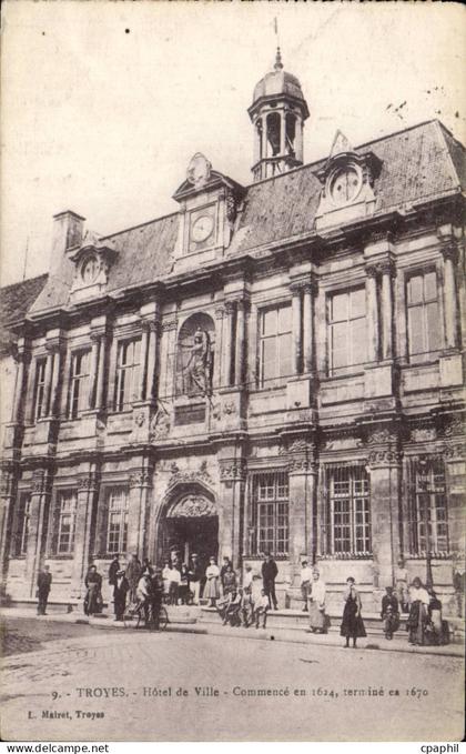Troyes CPA Hotel de ville