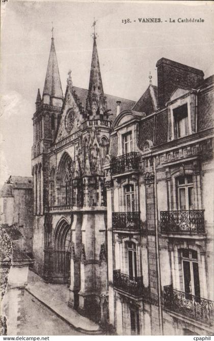 CPA Vannes La Cathedrale