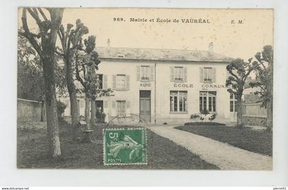 VAURÉAL - Mairie et Ecole