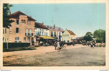 49683 - VENAREY LES LAUMES - CPSM - LES LAUMES / PLACE DE LA GARE
