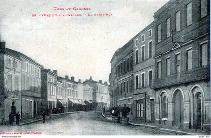 82 / VERDUN SUR GARONNE / LA GRAND RUE