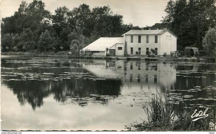 VERT LE PETIT(ETABLISSEMENT DE PECHE) HOTEL