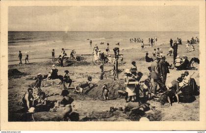 Veules les Roses - Sur le Sable - CPA