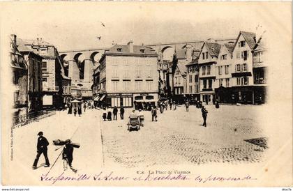 CPA Viarmes La Place FRANCE (1308089)