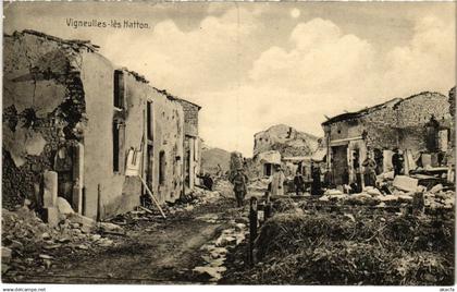 CPA Vigneulles-les-Hattonchatel - Rue - Strassenpartie - Ruines (1036974)