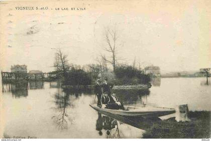 Carte Postale Ancienne - 91 - Vigneux sur Seine - Le Lac et l'ile - Animée - Canotage - CPA - Oblitération de 1919 - Voi