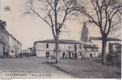 LYQ-82) VILLEBRUMIER - PLACE DE LA CROIX  - ( 2 SCANS )