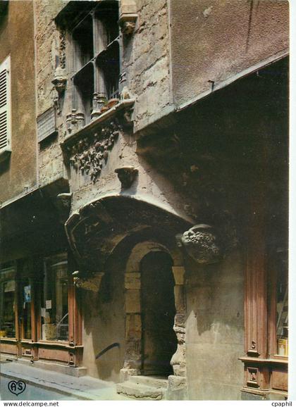 CPM Villefranche de Rouergue Aveyron Vieille Porte rue Marcellin Fabre