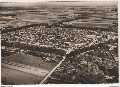 Villeneuve-l'Archevêque (89 - Yonne)  vue générale aérienne