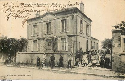VILLENEUVE LA DONDAGRE  écoles