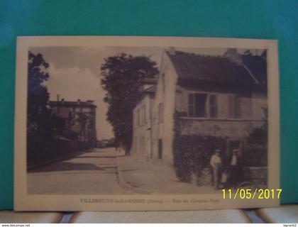 VILLENEUVE-LA-GARENNE (HAUTS DE SEINE) RUE DU CHEMIN-VERT.