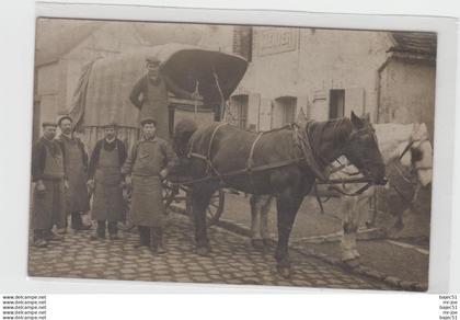 carte photo Villeneuve sur Yonne " gros plan attelage chariot pub ménier "