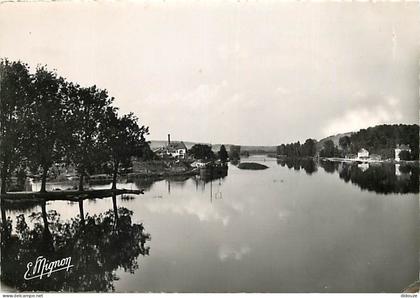 Carte Postale - 89 - Villeneuve sur Yonne - Les bords de l'Yonne - CPSM grand format - Flamme Postale de Villeneuve sur