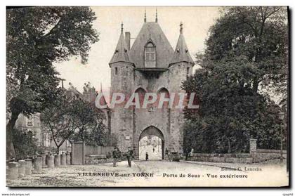 CPA Villeneuve sur Yonne Porte de Sens Vue exterieure