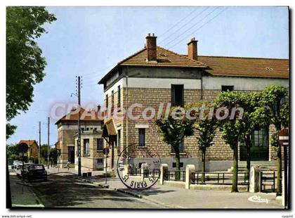 CPSM Villeparisis (S et M) Les ecoles et la rue Anatole France
